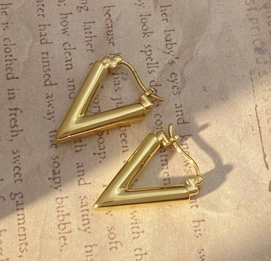 18k gold jewelry hoops earrings triangle