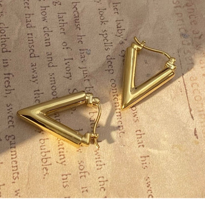 18k gold jewelry hoops earrings triangle