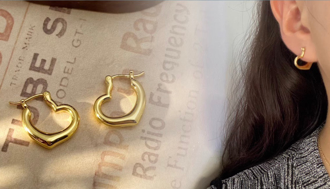 18k gold jewelry earrings heart hollow