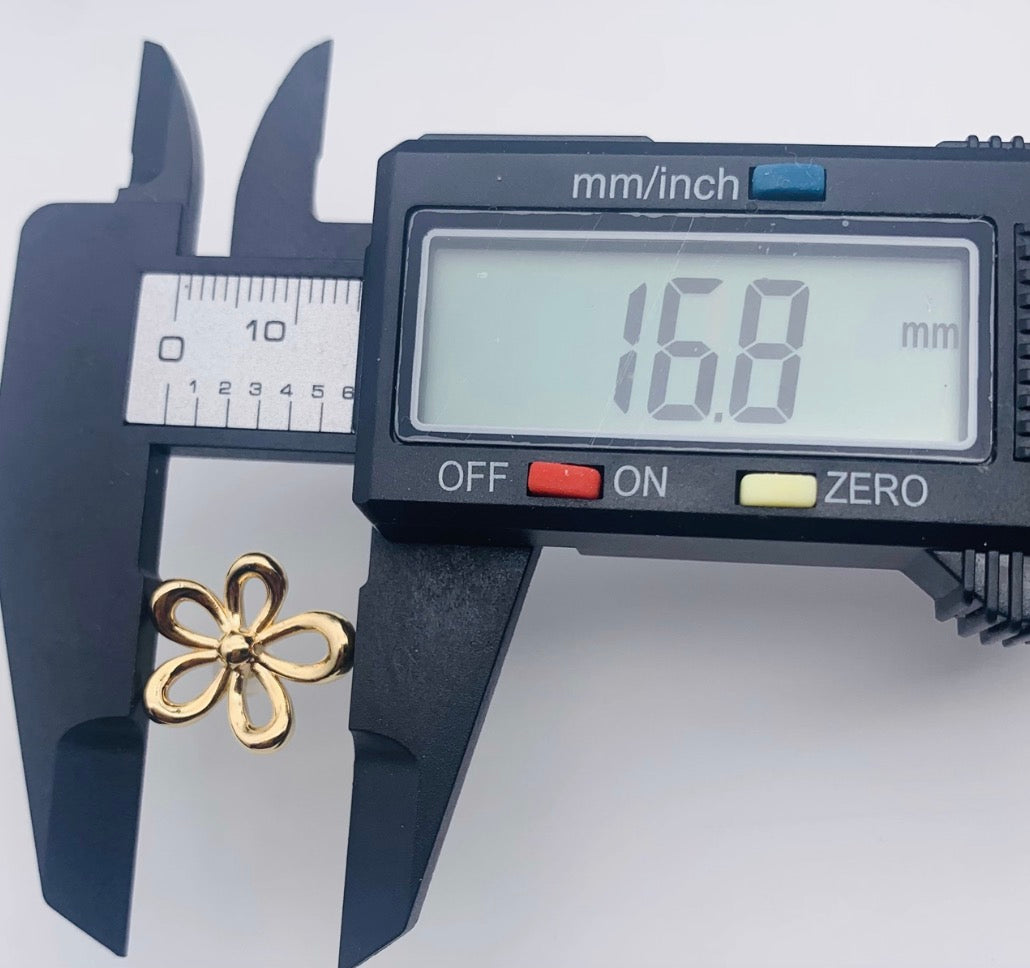 18k gold jewelry hollow floral studs large