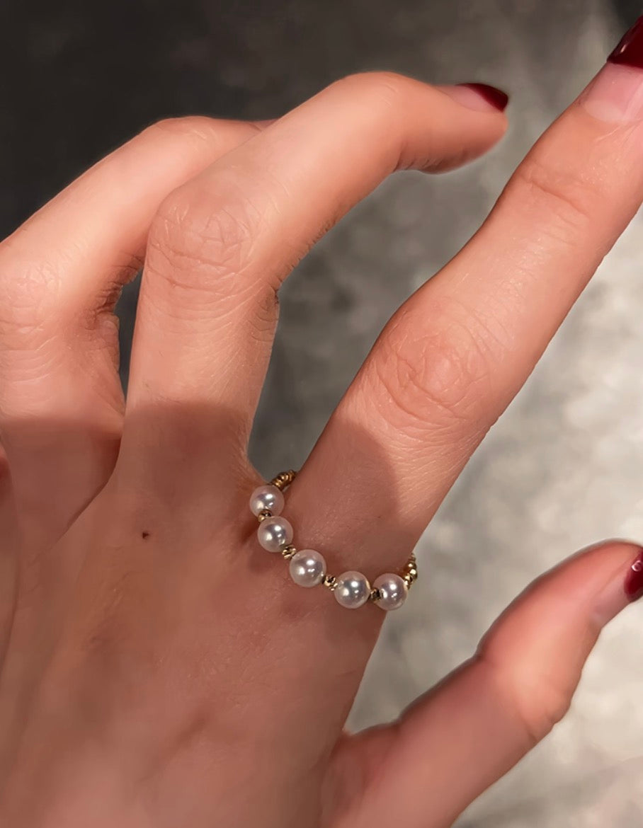 18k yellow gold akoya pearl wired ring