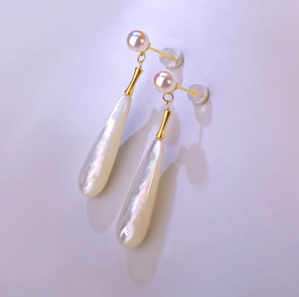 18k yellow gold akoya pearl earrings teardrop dangling