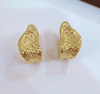 K18YG ピアス フープピアス 中空 バロック 18k YG 模様 雫 凸凹