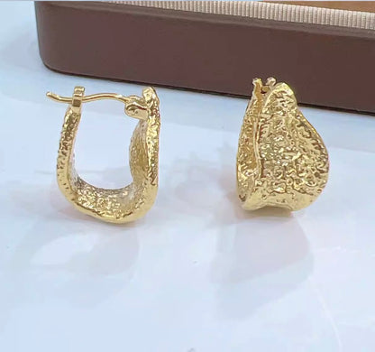 K18YG ピアス フープピアス 中空 バロック 18k YG 模様 雫 凸凹