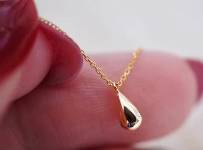 K18YG ティアドロップ ネックレス ペンダント 小ぶり シンプル 小さめ 雫 18k ペンダント