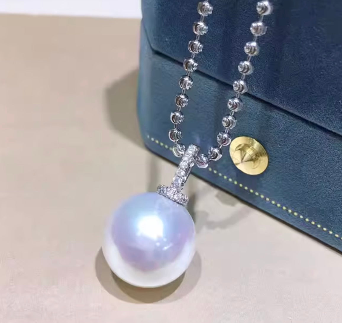 K18WG エジソンパール 淡水真珠 ペンダント ネックレス チャーム バチカン 開口 ホワイトパール ホワイトゴールド