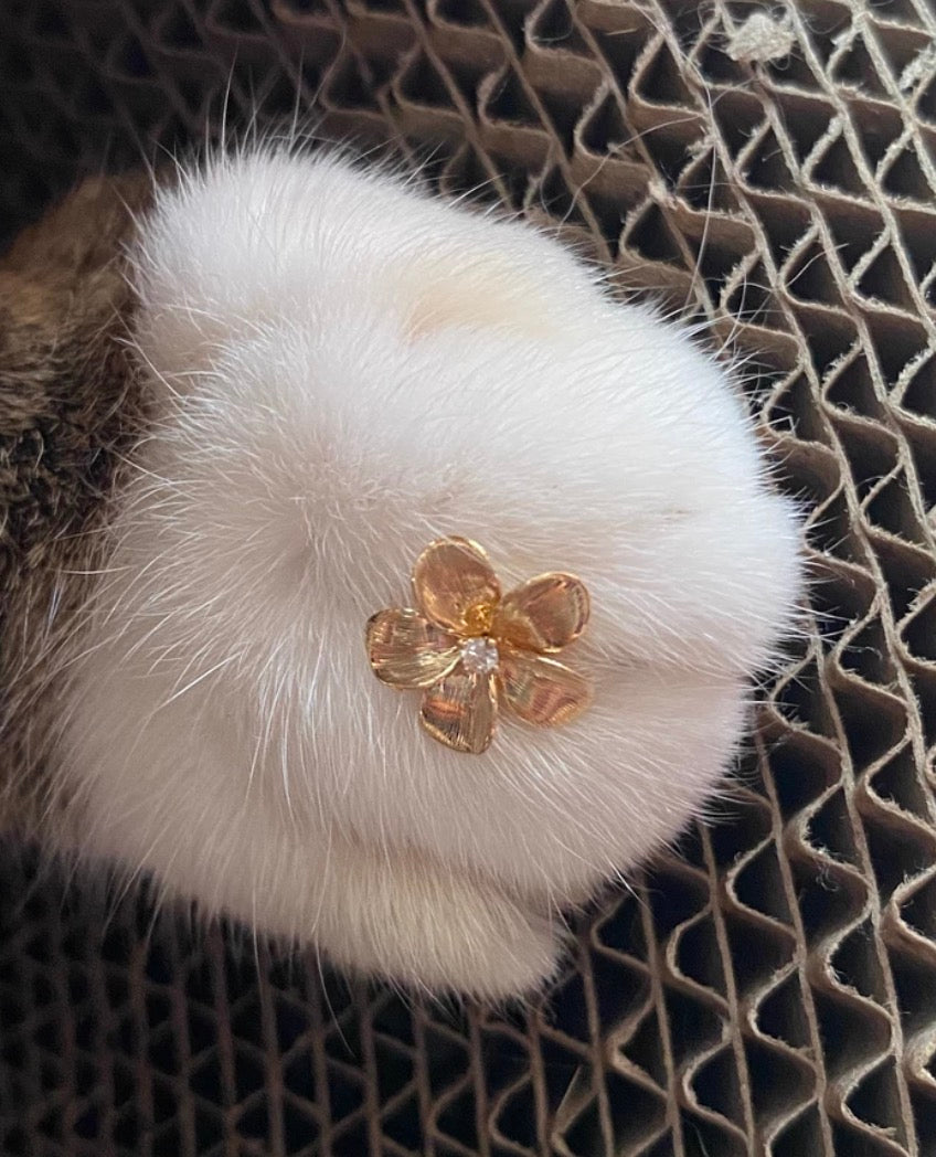 K18YG ペンダント チャーム 花 バチカン パーツ 18K ダイヤモンド ダイヤ チェーンパーツ クラスプ K18