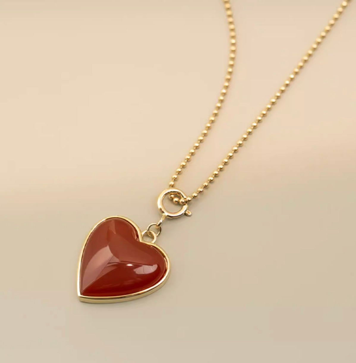 K14YG ぷっくりハート ペンダント カーネリアン 引き輪 イエローゴールド 14K ネックレスチャーム レッドカーネリアン ピアスチャーム