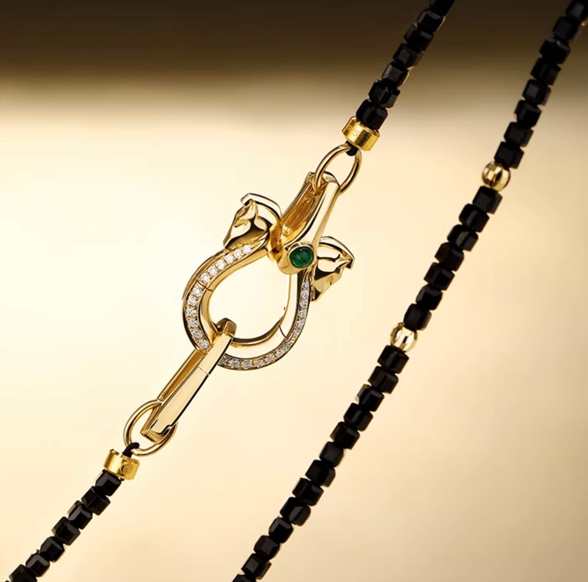 K18YG エメラルド ダイヤモンド 午年 双子馬 クラスプ ペンダント バチカン パーツ 18K イエローゴールド 大きめ 馬モチーフ ホース チャーム