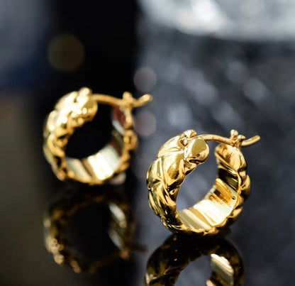 K18YG リングピアス 中空 18K イエローゴールド ピアス フープピアス X 模様 キルティング 柄