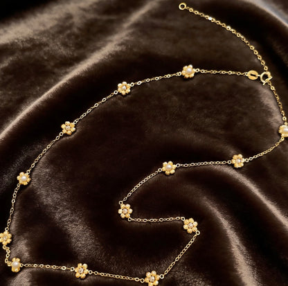 K18YG お花 ステーションネックレス フラワーチャーム カットボール キラキラ 18K WG