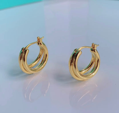 K18YG 3連 リングピアス 中空 フープピアス 猫爪 18k イエローゴールド 耳たぶに優しいイタリアンジュエリー