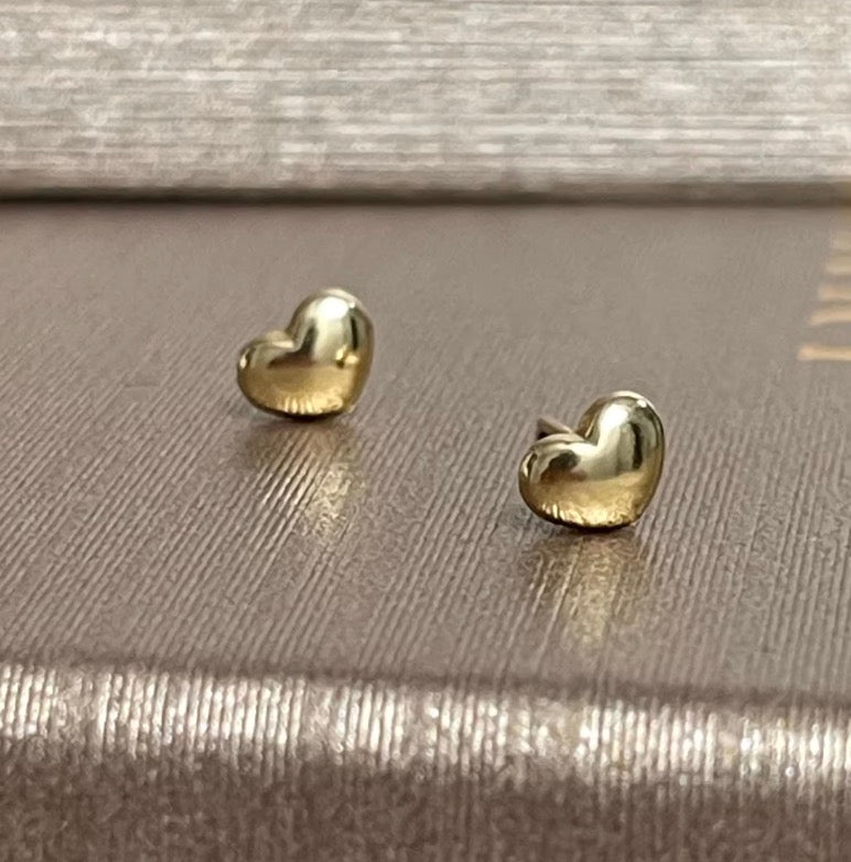 K18YG スタッドピアス ミニ ハート イタリアンジュエリー 18k イエローゴールド 小さめ ぷっくり 鏡面