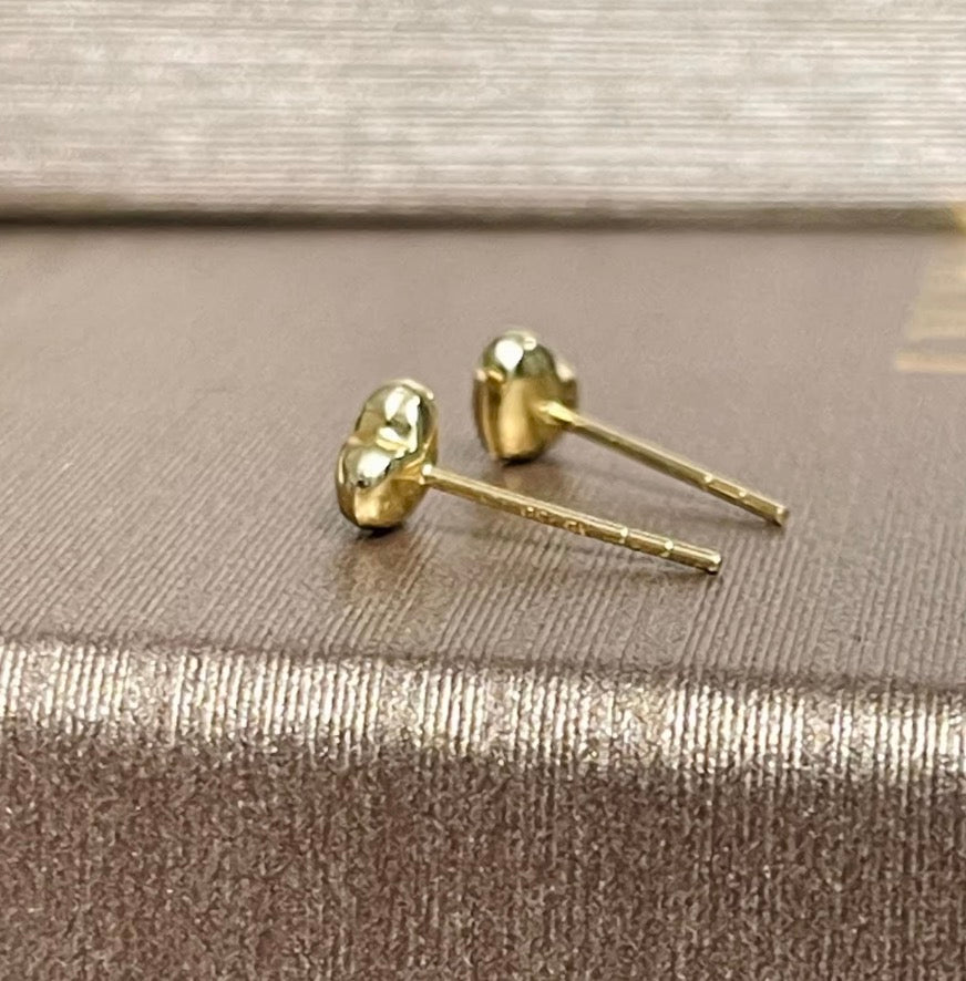 K18YG スタッドピアス ミニ ハート イタリアンジュエリー 18k イエローゴールド 小さめ ぷっくり 鏡面