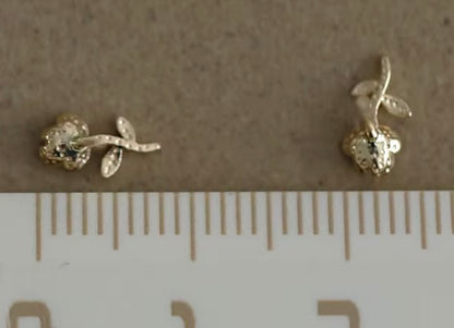 K14YG シングルピアス 薔薇 ローズ スタッドピアス イエローゴールド 14K 14金 イエローゴールド 小さめ ワンポイント 花 片耳用