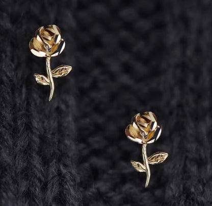 K14YG シングルピアス 薔薇 ローズ スタッドピアス イエローゴールド 14K 14金 イエローゴールド 小さめ ワンポイント 花 片耳用