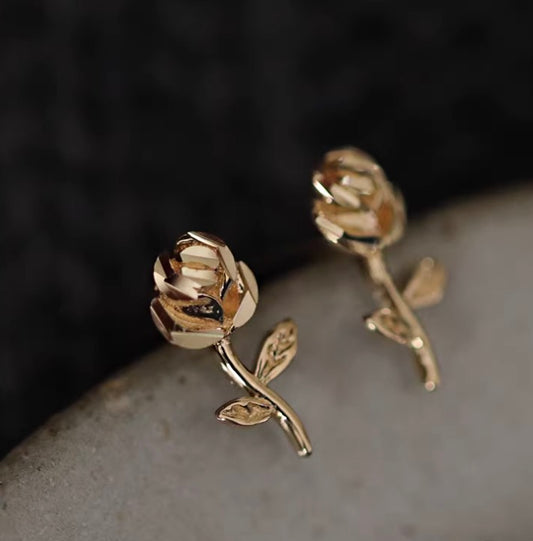 K14YG シングルピアス 薔薇 ローズ スタッドピアス イエローゴールド 14K 14金 イエローゴールド 小さめ ワンポイント 花 片耳用