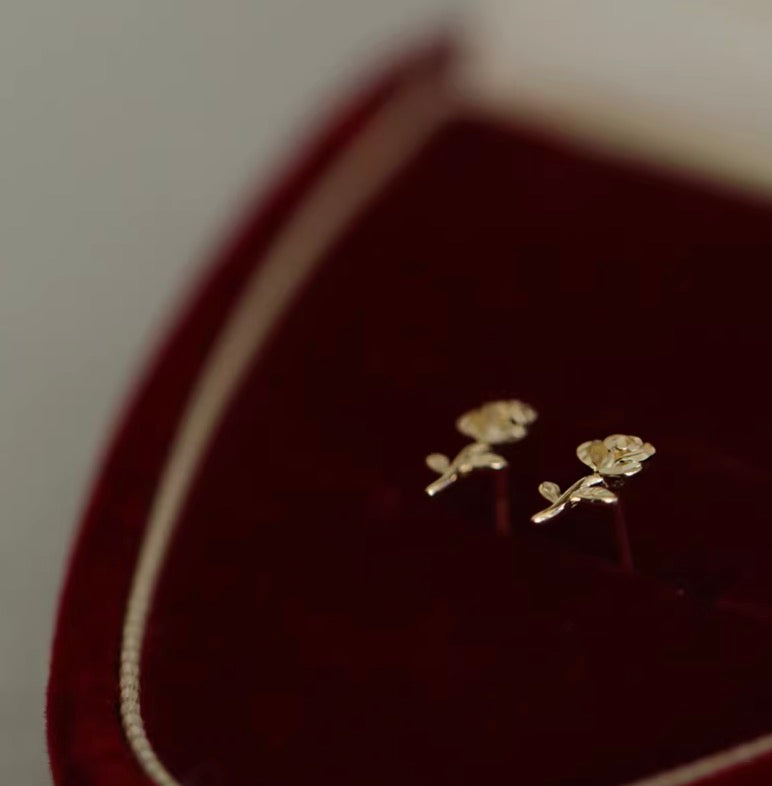 K14YG シングルピアス 薔薇 ローズ スタッドピアス イエローゴールド 14K 14金 イエローゴールド 小さめ ワンポイント 花 片耳用