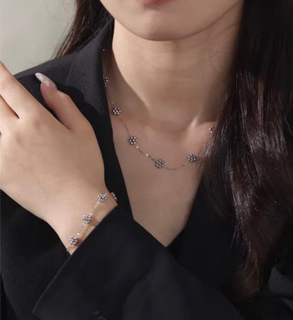 K18YG WG デイジーフラワー ステーションネックレス カットボール 18K 花 フローラル キラキラ