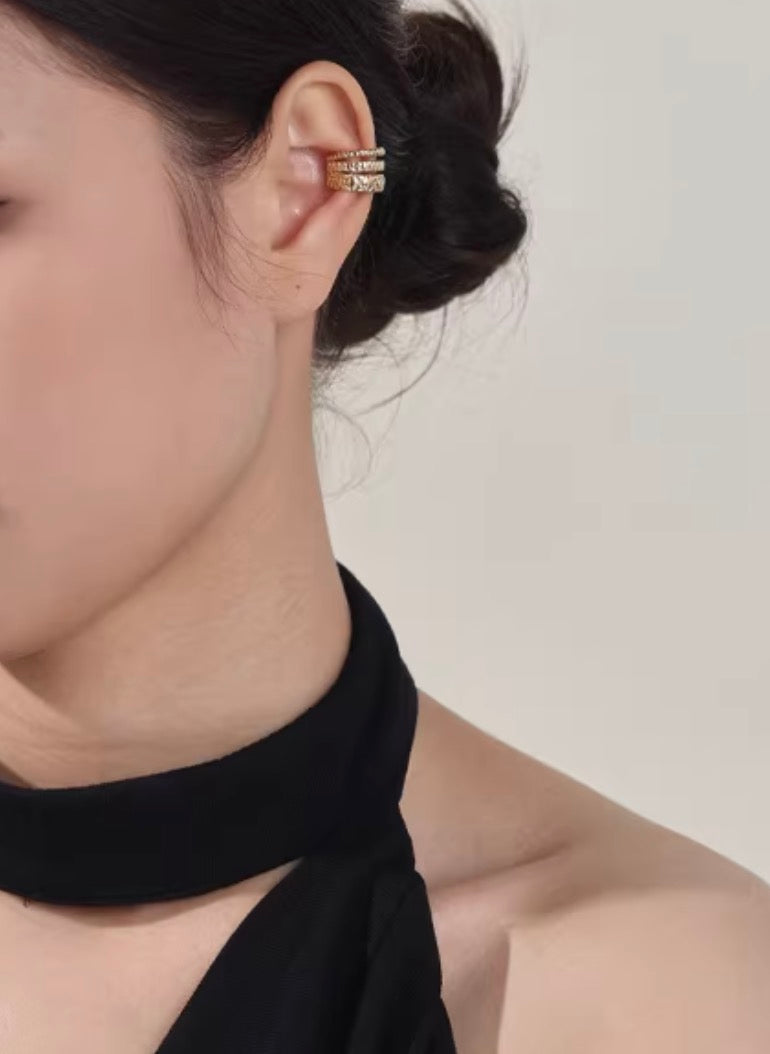 K18YG イヤーカフ 3連 18k イエローゴールド キルティング 三連 リング型 片耳用 X 模様 中空