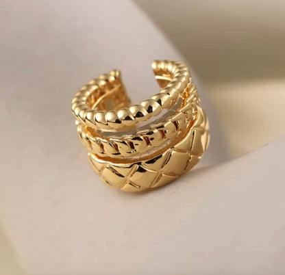 K18YG イヤーカフ 3連 18k イエローゴールド キルティング 三連 リング型 片耳用 X 模様 中空