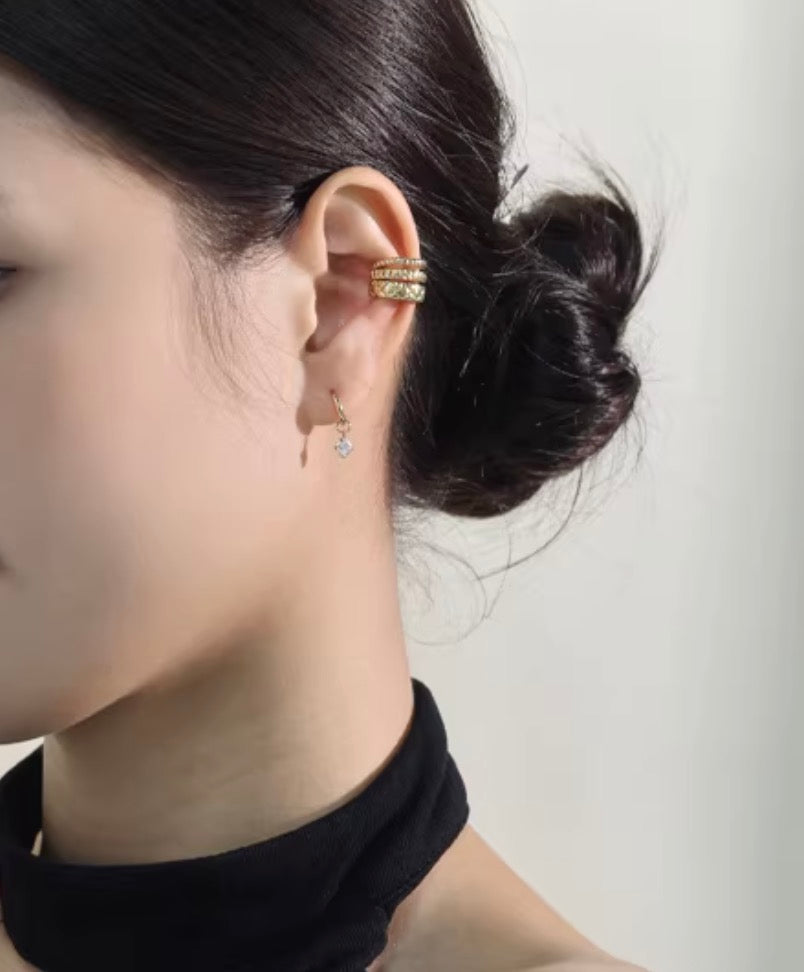 K18YG イヤーカフ 3連 18k イエローゴールド キルティング 三連 リング型 片耳用 X 模様 中空