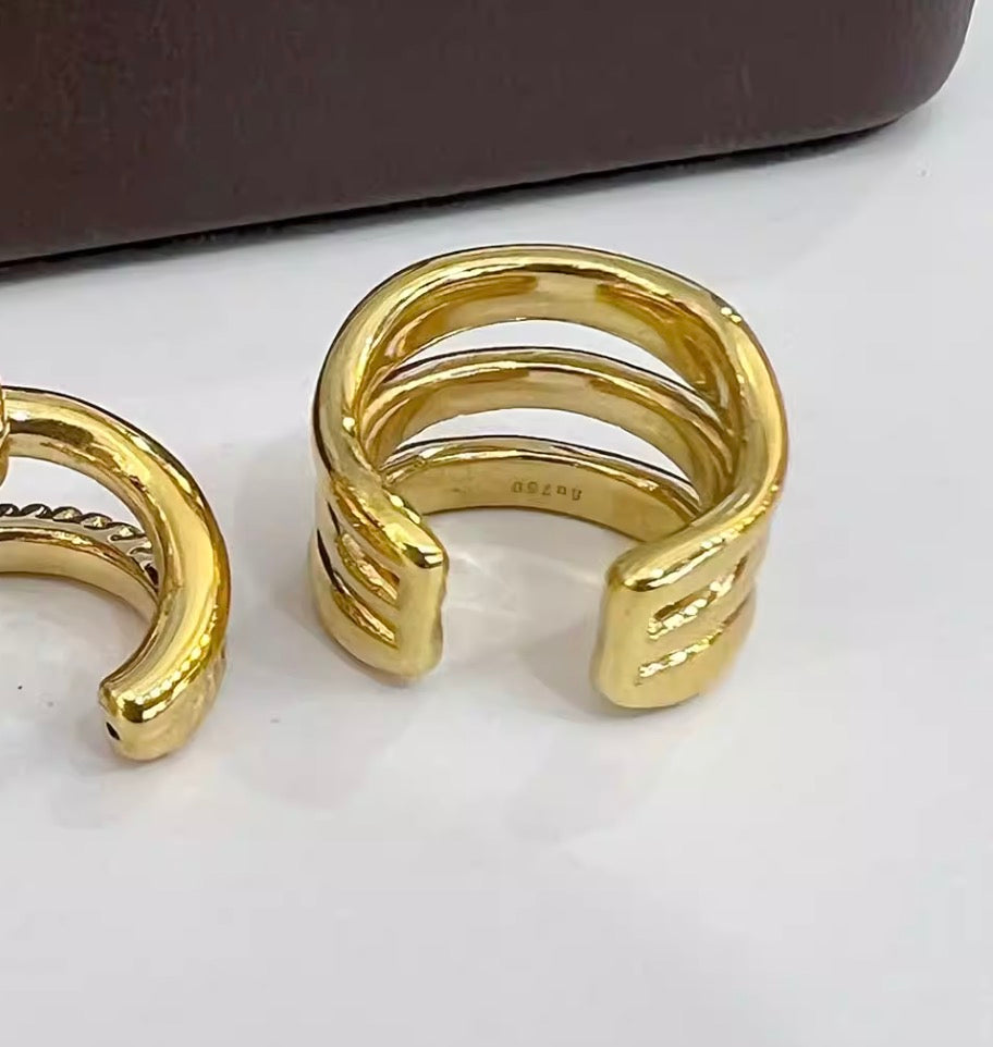 K18YG イヤーカフ 3連 18k イエローゴールド 三連 シングル 片耳用 中空 メンズ レディース