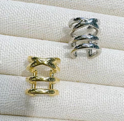 K18YG WG イヤーカフ 3連 18k イエローゴールド ホワイトゴールド シングル 片耳用 ツイスト X メンズ レディース 中空