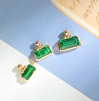 K18YG ツァボライト カザニグリーン エメラルドカット ペンダント 18K 長方形 ネックレス チャーム