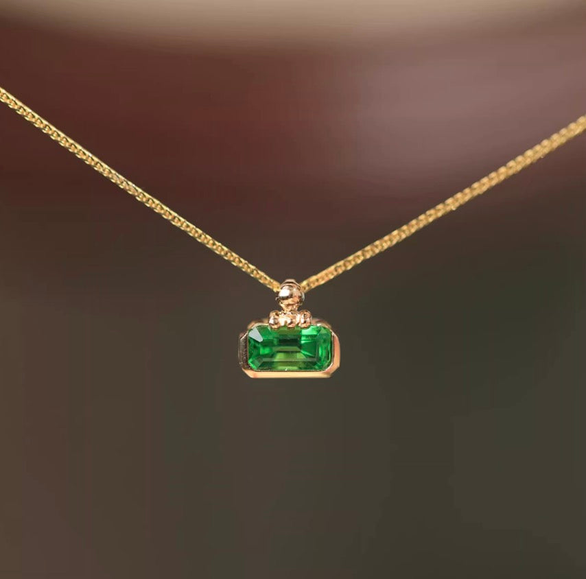 K18YG ツァボライト カザニグリーン エメラルドカット ペンダント 18K 長方形 ネックレス チャーム