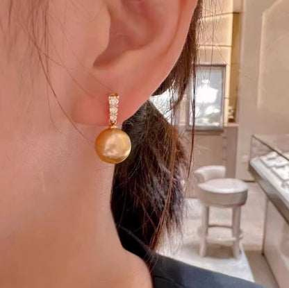 K18YG ゴールデンパール 南洋真珠 イエローゴールド 18K ピアス 揺れる 金色 スタッドピアス ゴールドパール