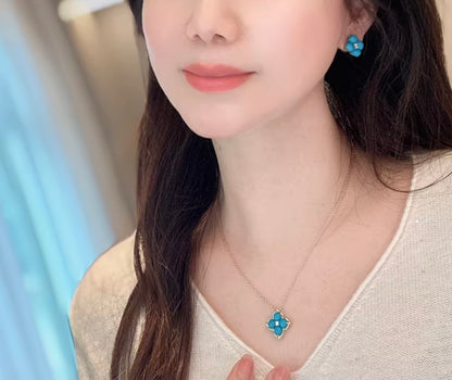 K18YG ターコイズ カボション 四ツ葉 クローバー 18K イエローゴールド 花 ダイヤモンド トルコ石 ペンダント ネックレス ピアス