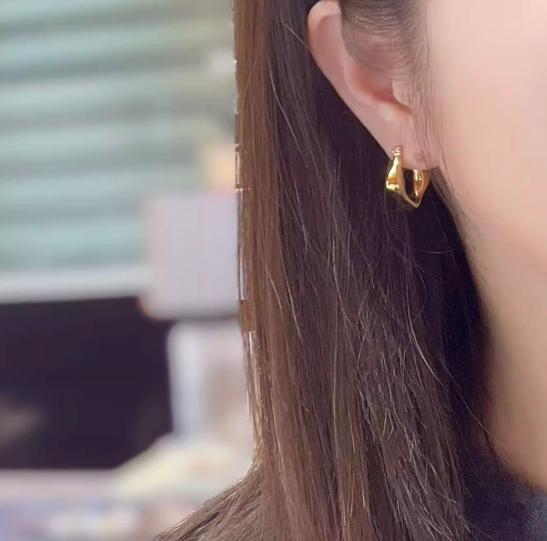 K18YG ピアス バロック 中空 フープピアス リングピアス 18K 18金 YG イエローゴールド 中空ピアス 菱形 トライアングル 三角形 ぷっくり