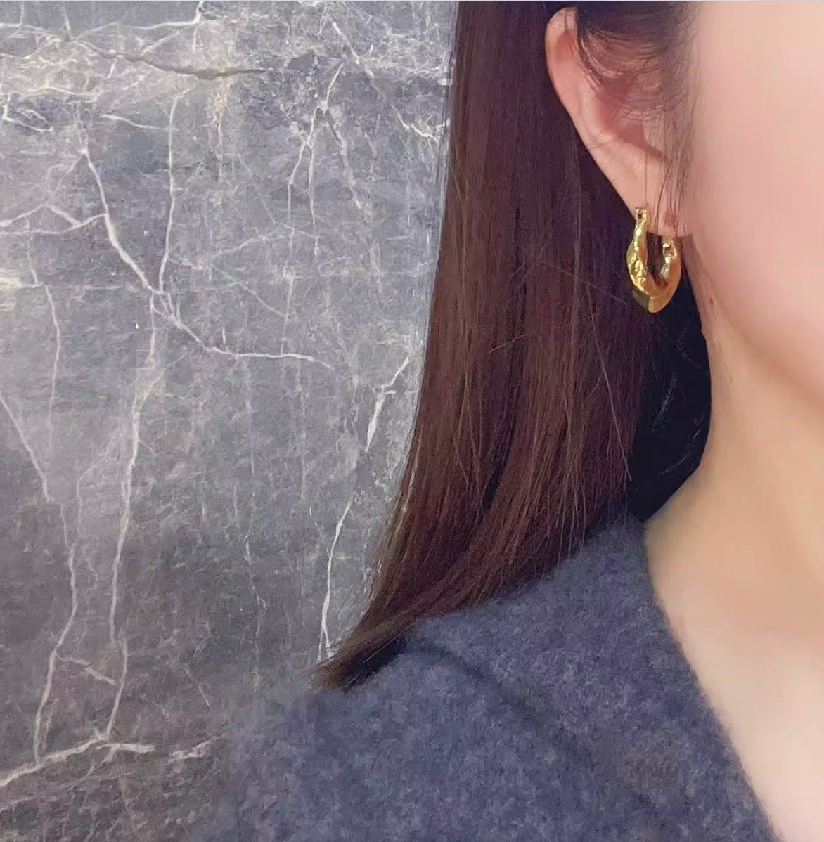 K18YG ティアドロップ バロック 中空 フープピアス リングピアス 18K ツイスト ウェーブ