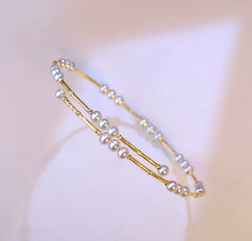 K18YG あこや真珠 ステーション バングル 3連 18K アコヤ イエローゴールド ブレスレット オープンバングル 弾力 ワイヤー ベビーパール