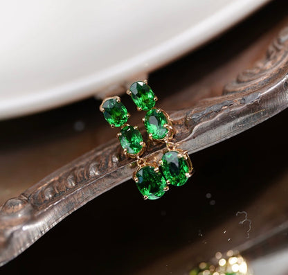 K18YG ツァボライト 2.5ct スタッドピアス 3連 3石 揺れる グリーンガーネット 18K 18金 イエローゴールド 楕円形 オーバル ドロップピアス