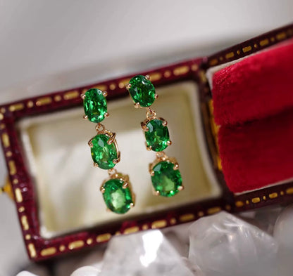 K18YG ツァボライト 2.5ct スタッドピアス 3連 3石 揺れる グリーンガーネット 18K 18金 イエローゴールド 楕円形 オーバル ドロップピアス