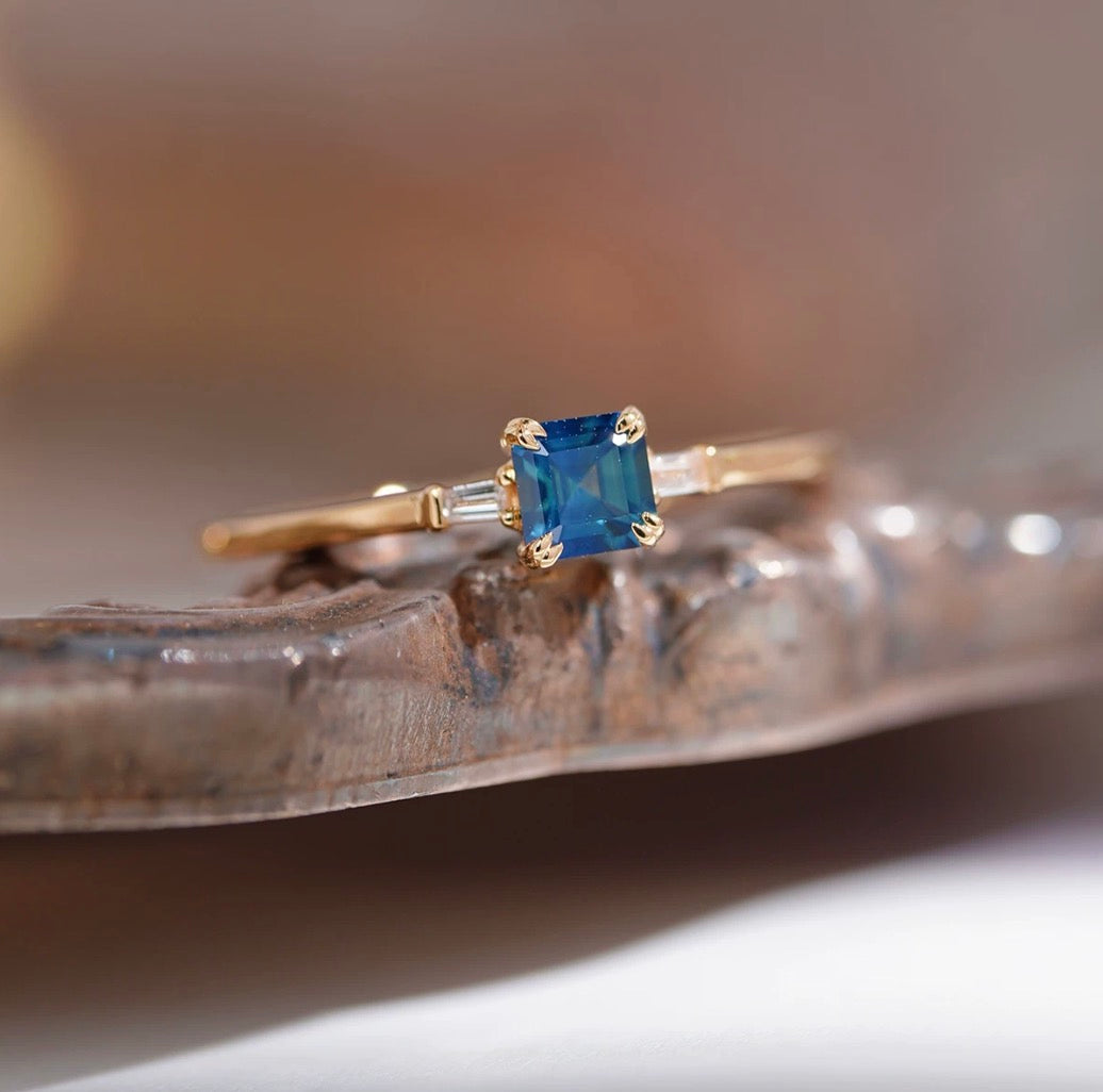 K18YG 天然 グリーンサファイア リング ダイヤモンド 指輪 18K 18金 イエローゴールド スクエアカット