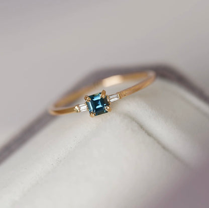 K18YG 天然 グリーンサファイア リング ダイヤモンド 指輪 18K 18金 イエローゴールド スクエアカット