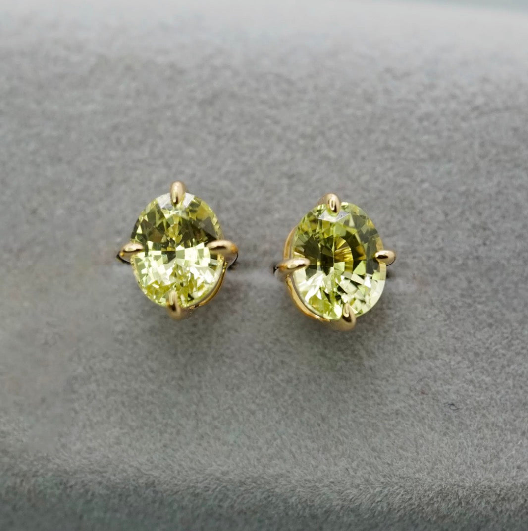 K18YG 天然 クリソベリル オーバル スタッドピアス 18K イエローゴールド 楕円形