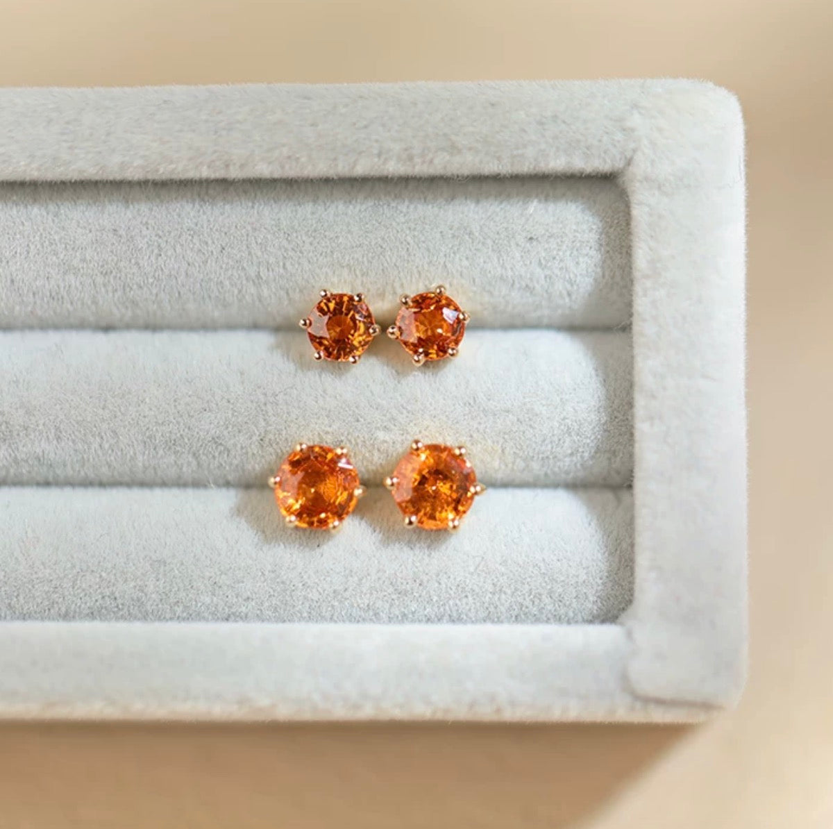 K18YG オレンジガーネット スタッドピアス スペサルティンガーネット イエローゴールド 18k 一粒 太陽モチーフ シンプル 18金