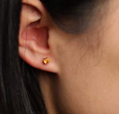 K18YG オレンジガーネット スタッドピアス スペサルティンガーネット イエローゴールド 18k 一粒 太陽モチーフ シンプル 18金
