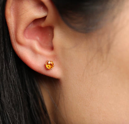 K18YG オレンジガーネット スタッドピアス スペサルティンガーネット イエローゴールド 18k 一粒 太陽モチーフ シンプル 18金