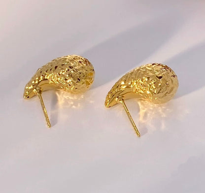 K18YG バロック ティアドロップ 中空 スタッドピアス 18金 イエローゴールド イタリアンジュエリー 18K 雫 涙 カットボール ぷっくり