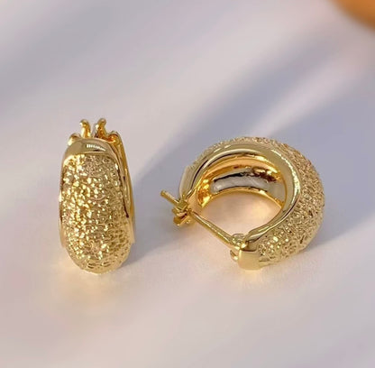 K18YG WG テクスチャー イエローゴールド 18K リングピアス フープピアス 中空ピアス ホワイトゴールド イタリアンジュエリー ぷっくり