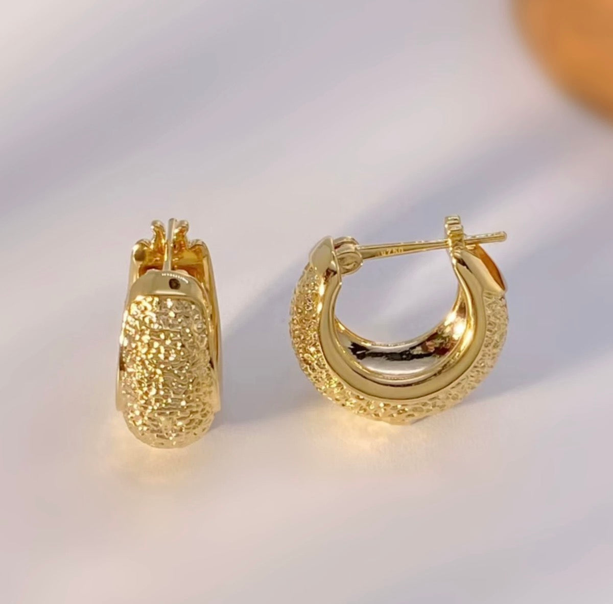 K18YG WG テクスチャー イエローゴールド 18K リングピアス フープピアス 中空ピアス ホワイトゴールド イタリアンジュエリー ぷっくり