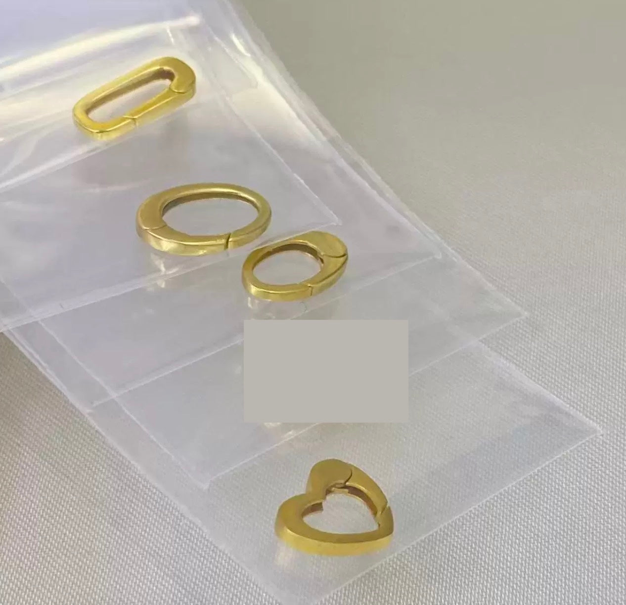 K18YG プッシュ式 クラスプ マット バチカン 繋ぎ チャーム 18K ハート オーバル イエローゴールド 楕円形 スナップ開口 コマ 開閉 貴金属パーツ