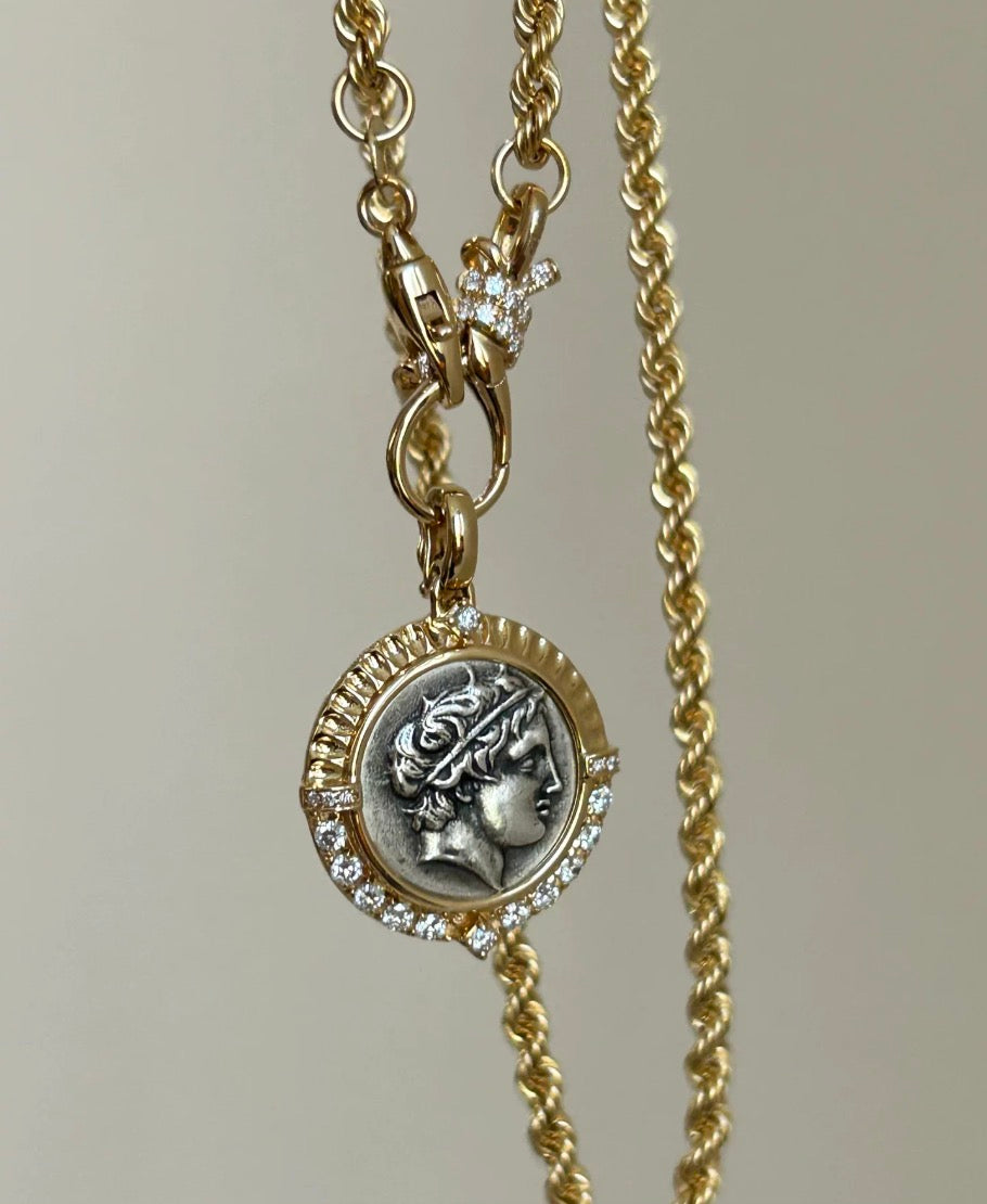 K18YG ダイヤモンド リボン ロブスタークラスプ ノット ジョイントバチカン クリップ式バチカン 18k イエローゴールド ネックレスパーツ