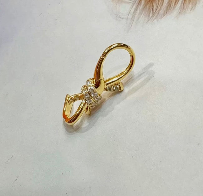 K18YG ダイヤモンド リボン ロブスタークラスプ ノット ジョイントバチカン クリップ式バチカン 18k イエローゴールド ネックレスパーツ
