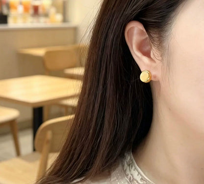 K18YG 中空ピアス 豆 ビーンズ スタッドピアス イタリアンジュエリー 18k イエローゴールド 部分マット ぷっくり バロック
